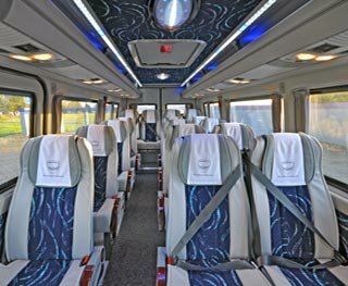 Reisebus Innenansicht, Sitzplätze und Comfortausstattung